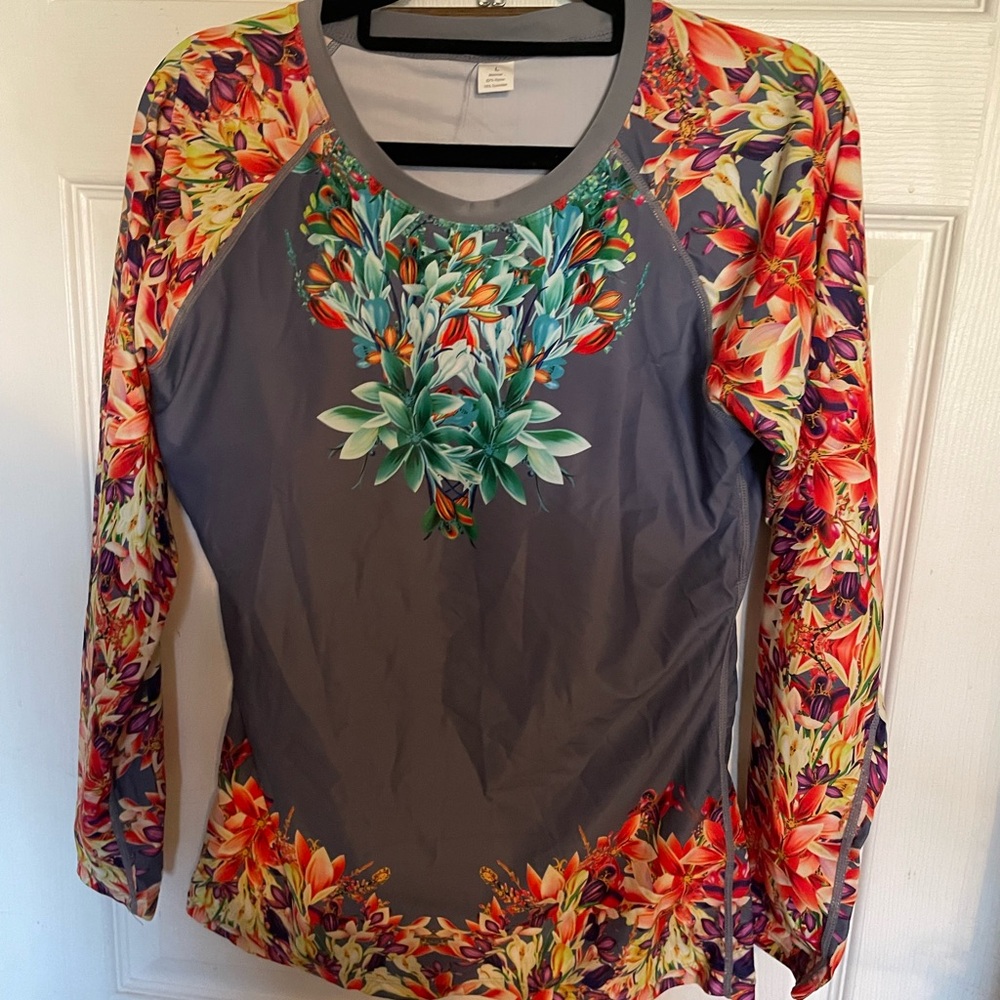 Swim Top - long sleeve breast area